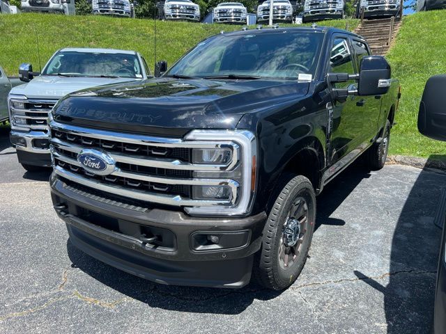 2025 Ford F-350 King Ranch photo 7