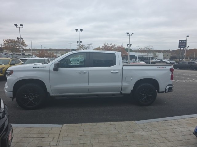 2025 Chevrolet Silverado 1500 RST photo 4