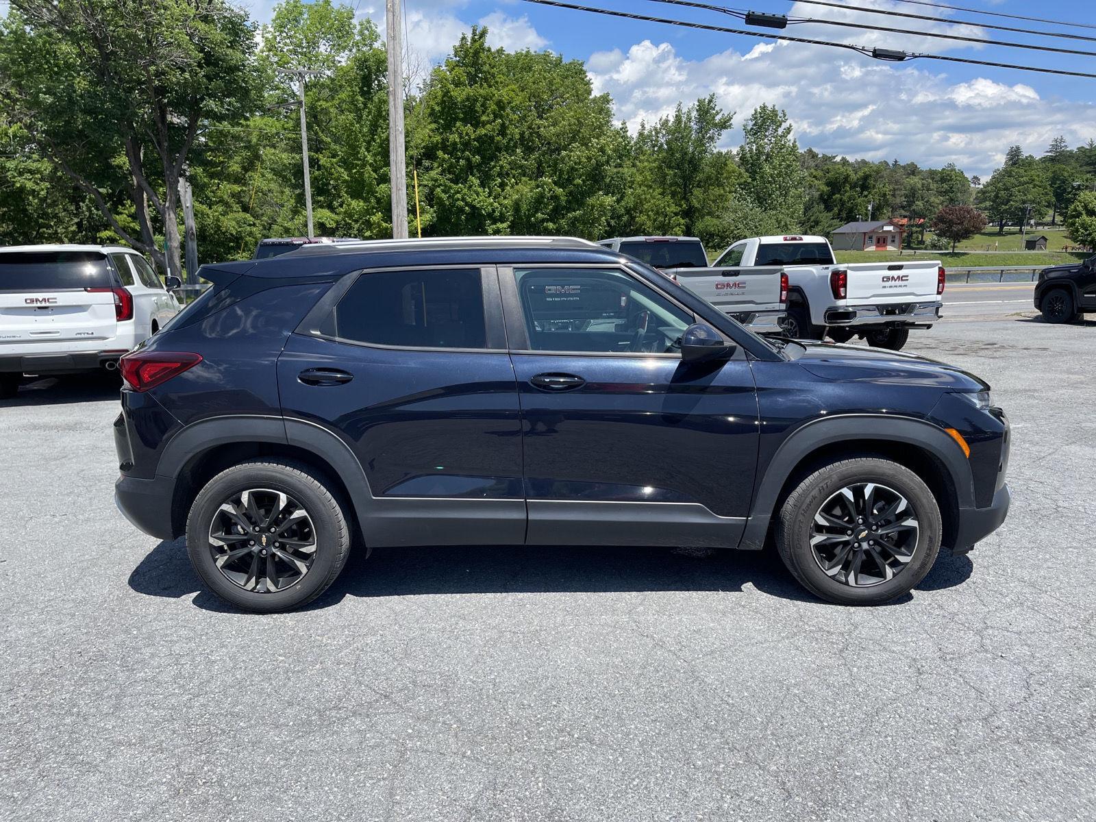 2021 Chevrolet Trailblazer LT photo 4