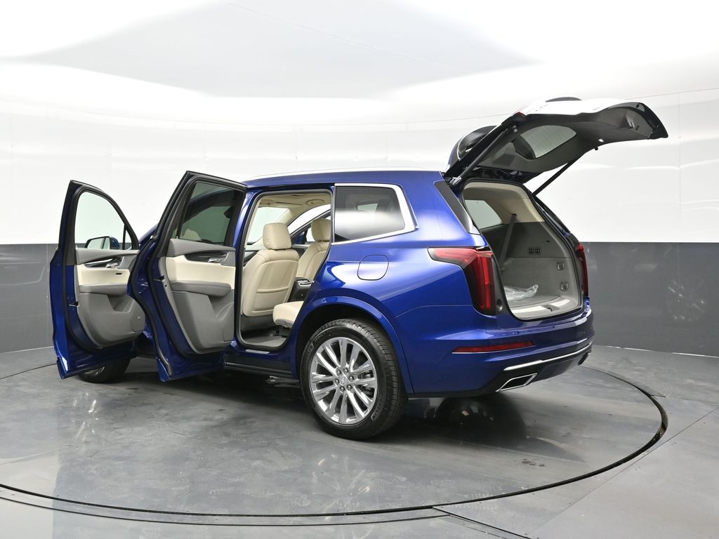 2025 Cadillac XT6 Premium Luxury photo 30