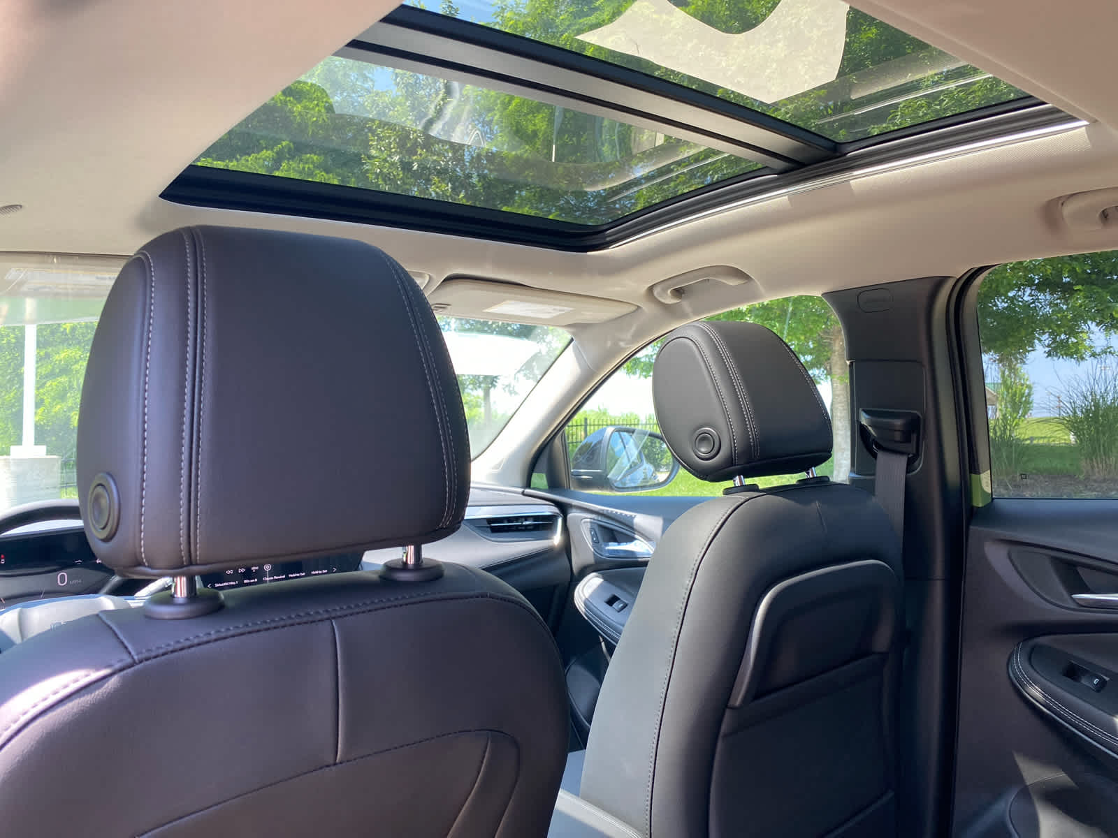 2026 Buick Encore GX Avenir photo 30
