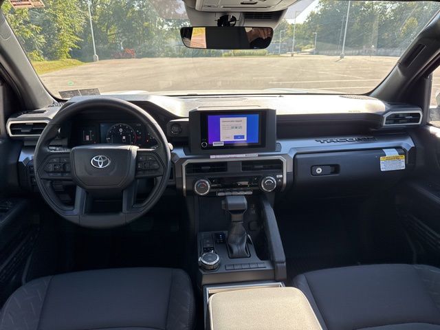 2025 Toyota Tacoma SR5 4x4 Double Cab photo 14