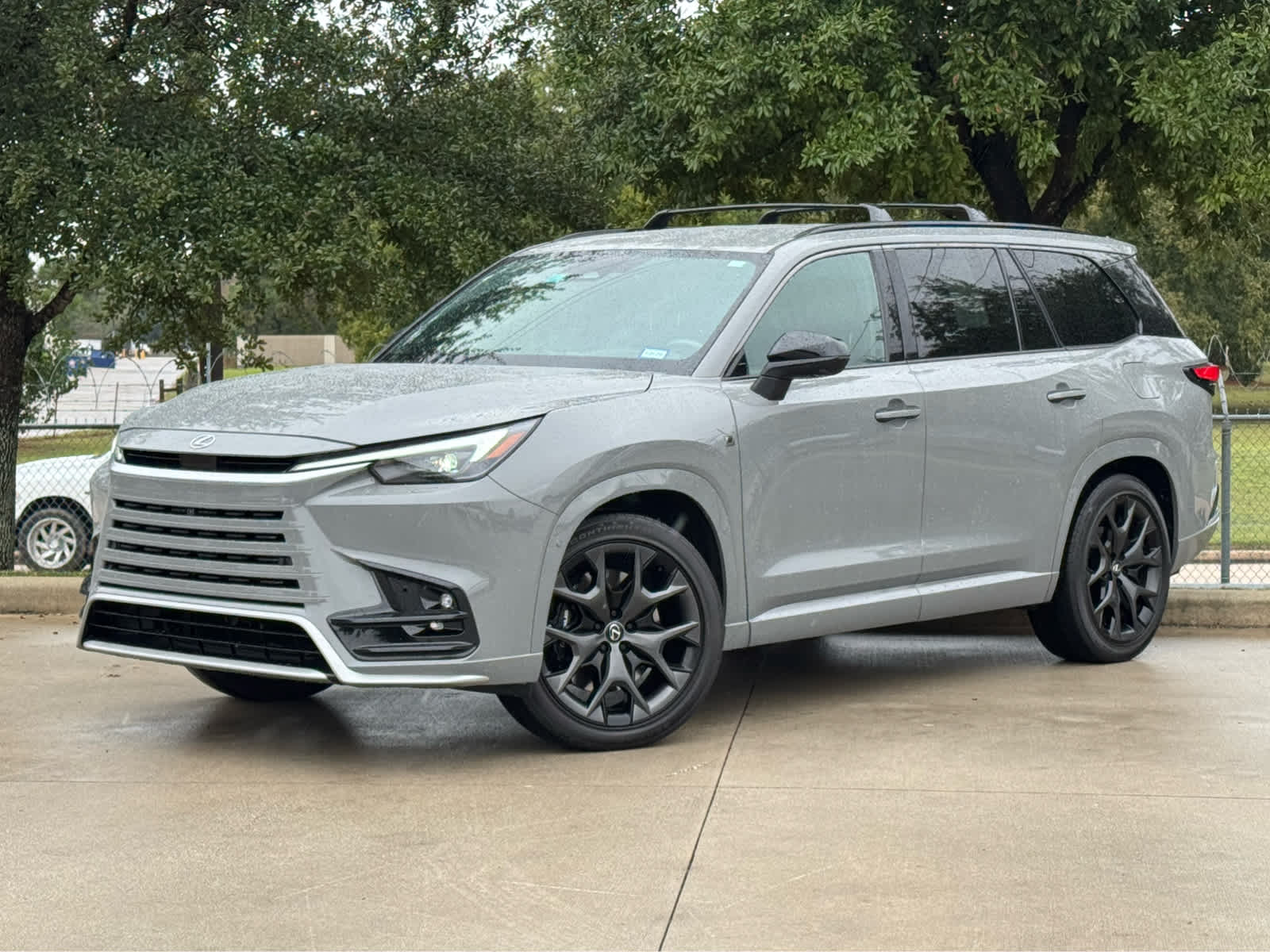 2024 Lexus TX Hybrid 500h's photo