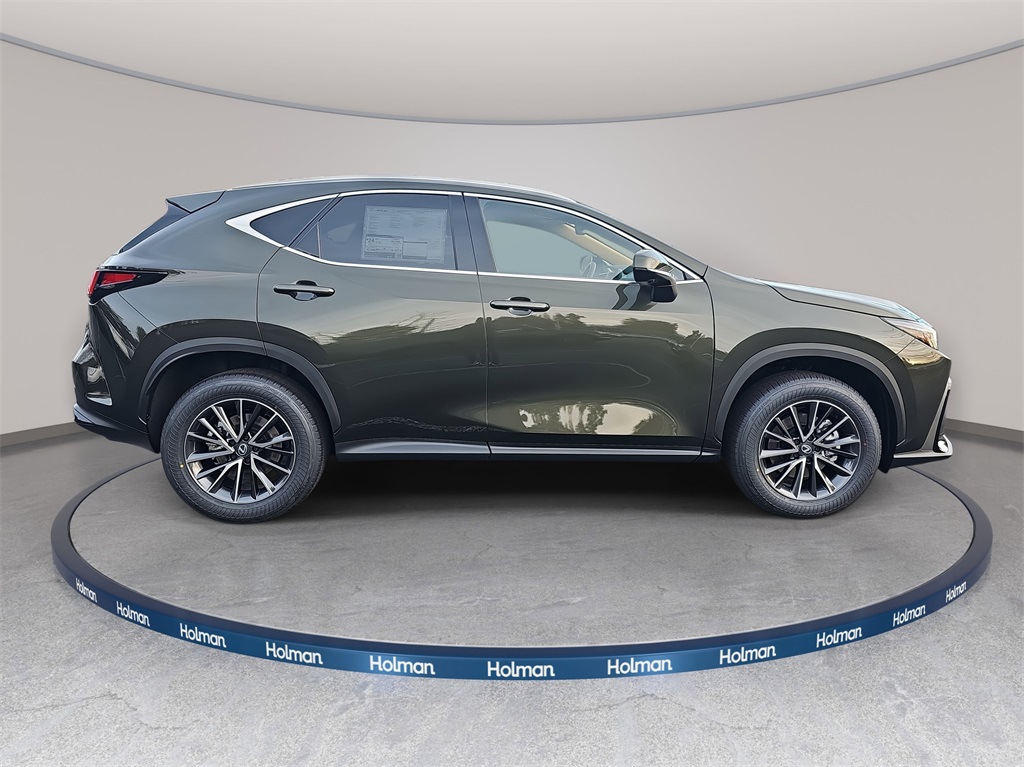 2026 Lexus NX 350 Premium photo 4