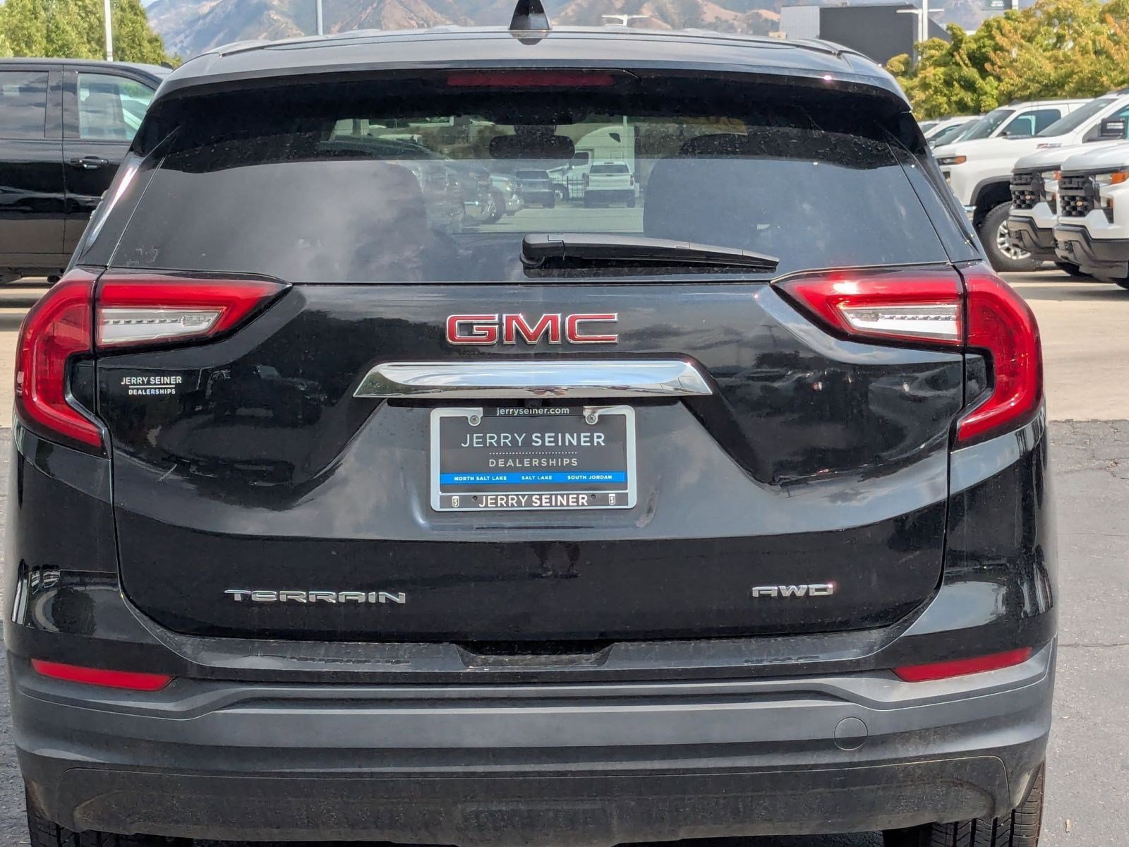 2024 Gmc Terrain SLE photo 12