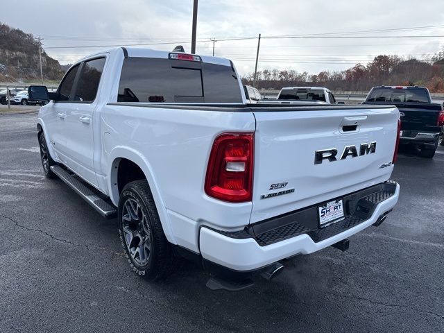 2025 Ram 1500 Laramie photo 4