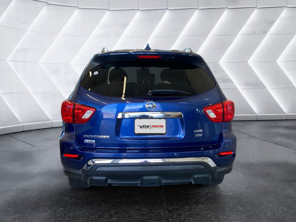 2019 Nissan Pathfinder SV photo 4