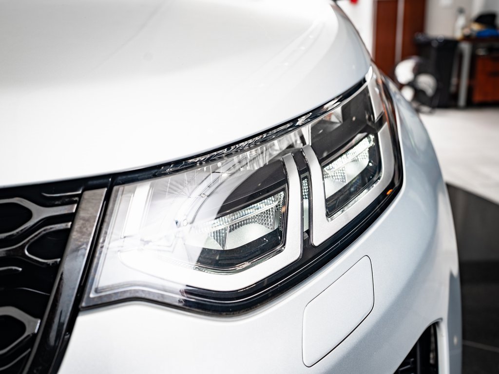 2023 Land Rover Discovery Sport S R-Dynamic photo 14