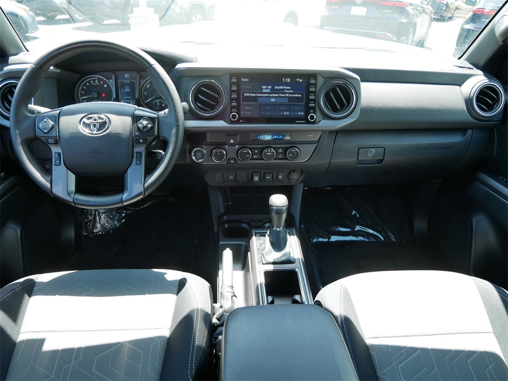2023 Toyota Tacoma TRD Off-Road photo 11