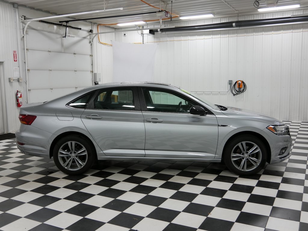 Used 2019 Volkswagen Jetta R-Line with VIN 3VWCB7BUXKM189706 for sale in Rochester, Minnesota