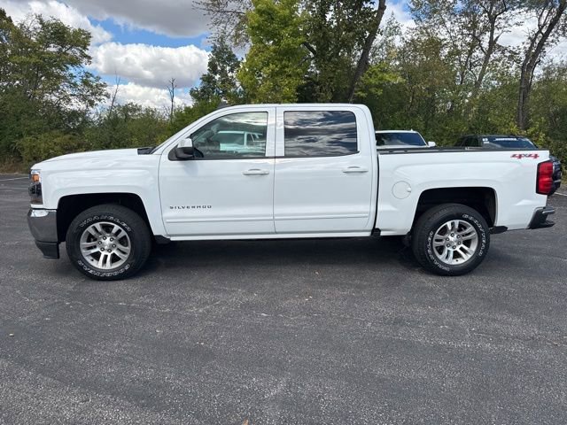 2017 Chevrolet Silverado 1500 LT photo 3
