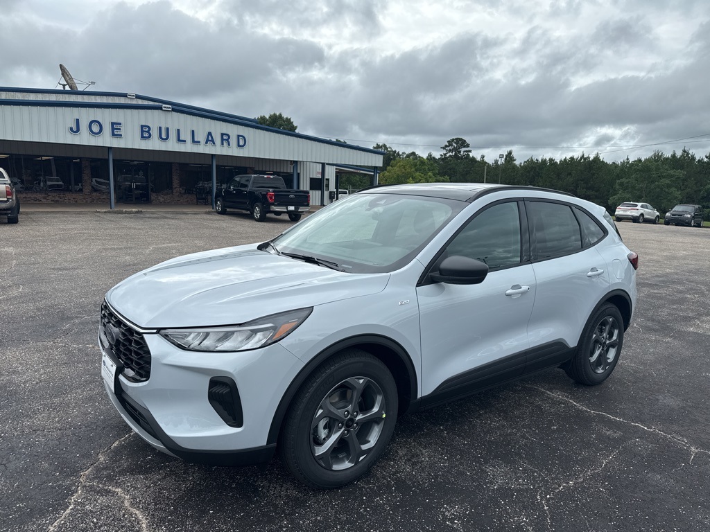 2025 Ford Escape ST-Line photo 11