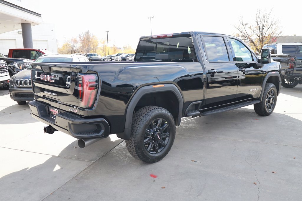2026 Gmc Sierra 3500 HD AT4 photo 4