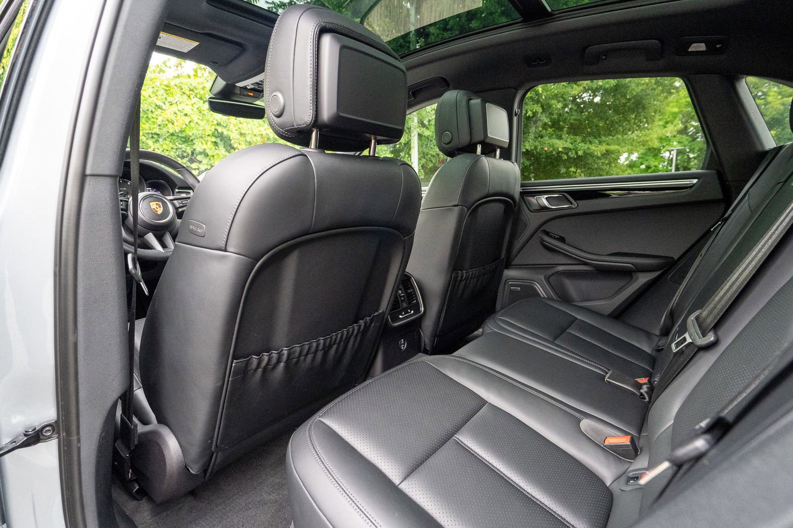 2024 Porsche Macan Base photo 34