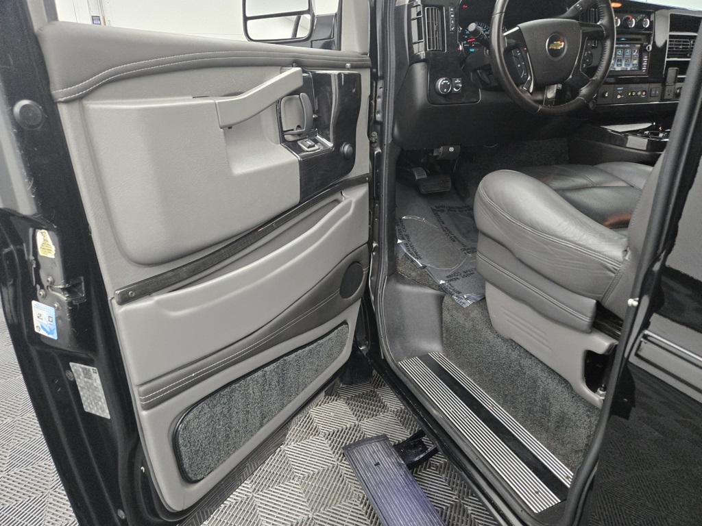 2019 Chevrolet Express Conversion Van photo 9