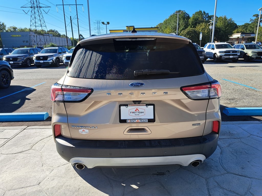 2020 Ford Escape Titanium Hybrid photo 6
