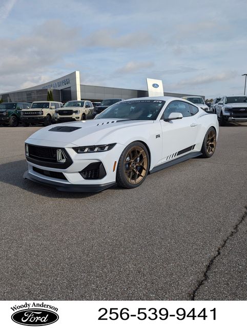 2025 Ford Mustang GT Premium's photo