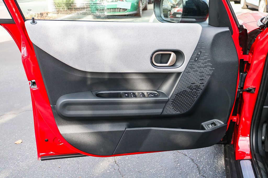 2026 Mini Cooper 4 Door Hardtop Signature photo 18