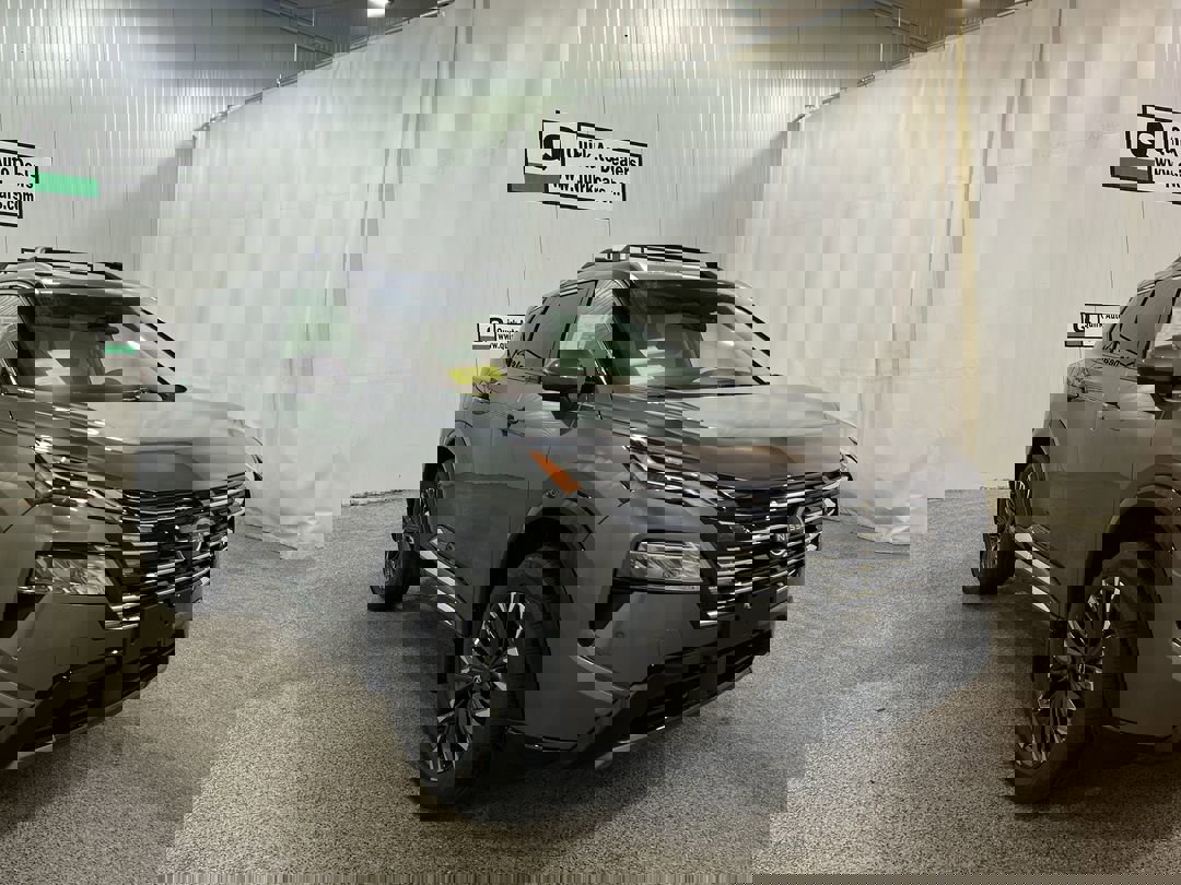 2026 Nissan Rogue Platinum's photo