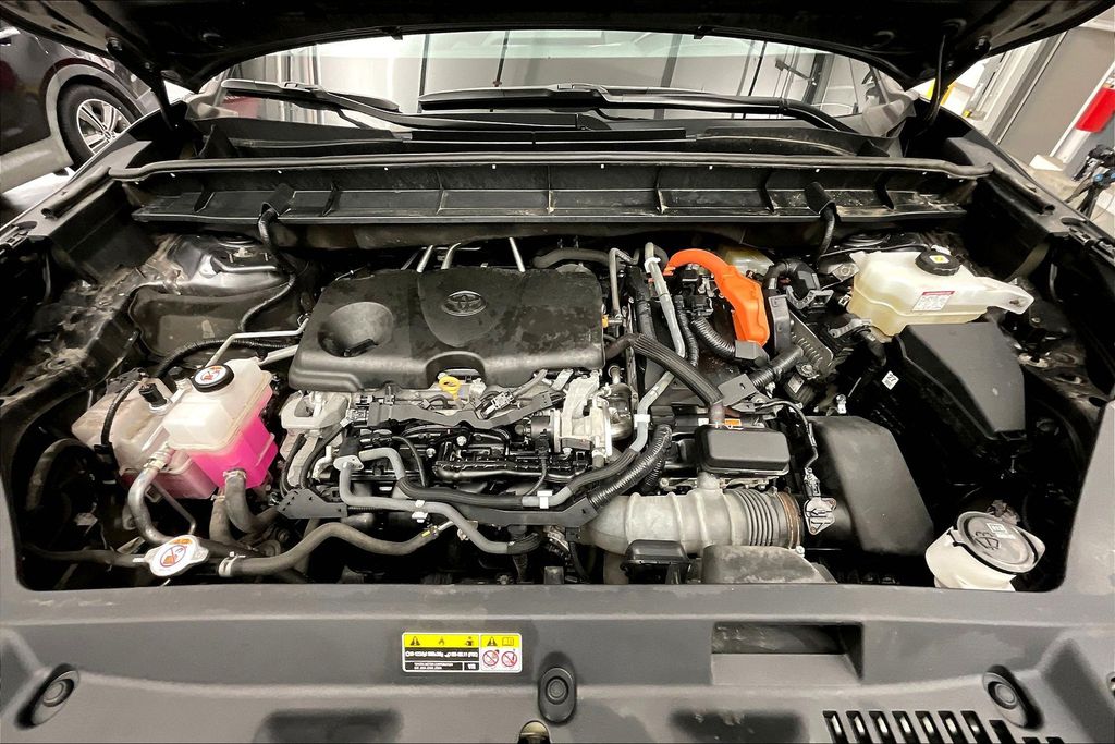 2021 Toyota Highlander Hybrid XLE photo 4