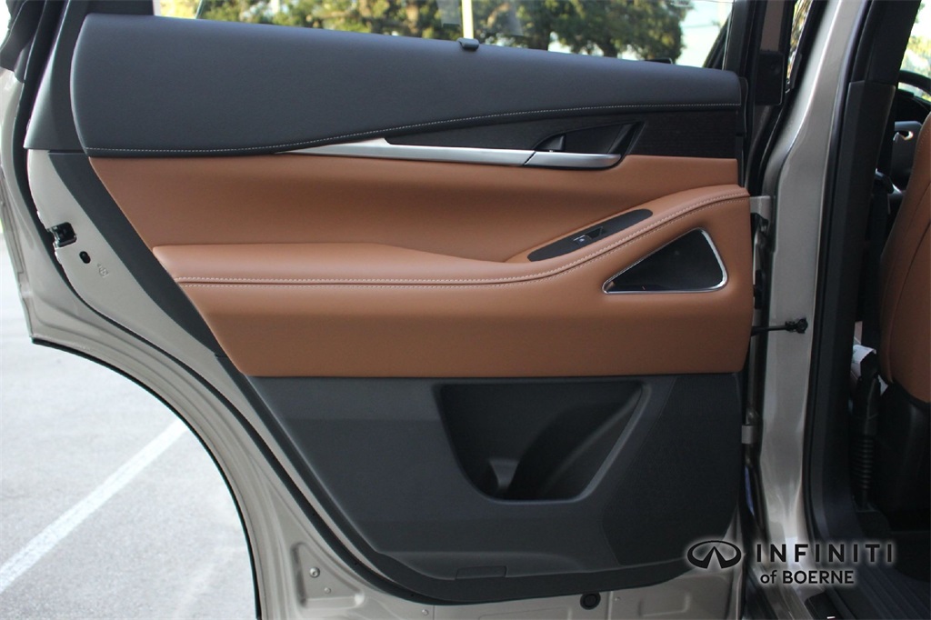 2026 Infiniti QX60 Autograph AWD photo 19