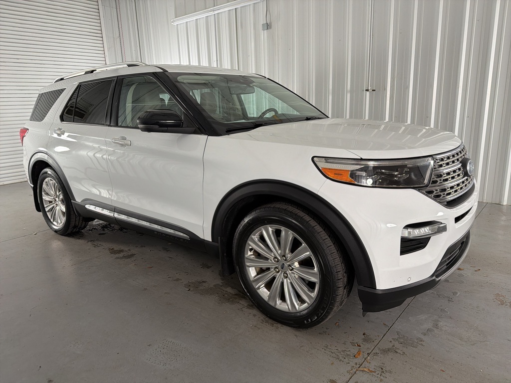 2020 Ford Explorer Limited's photo