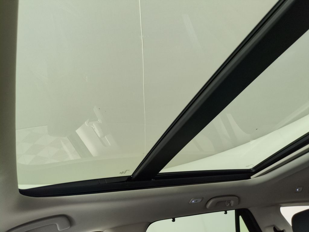2025 Honda Pilot Touring photo 18