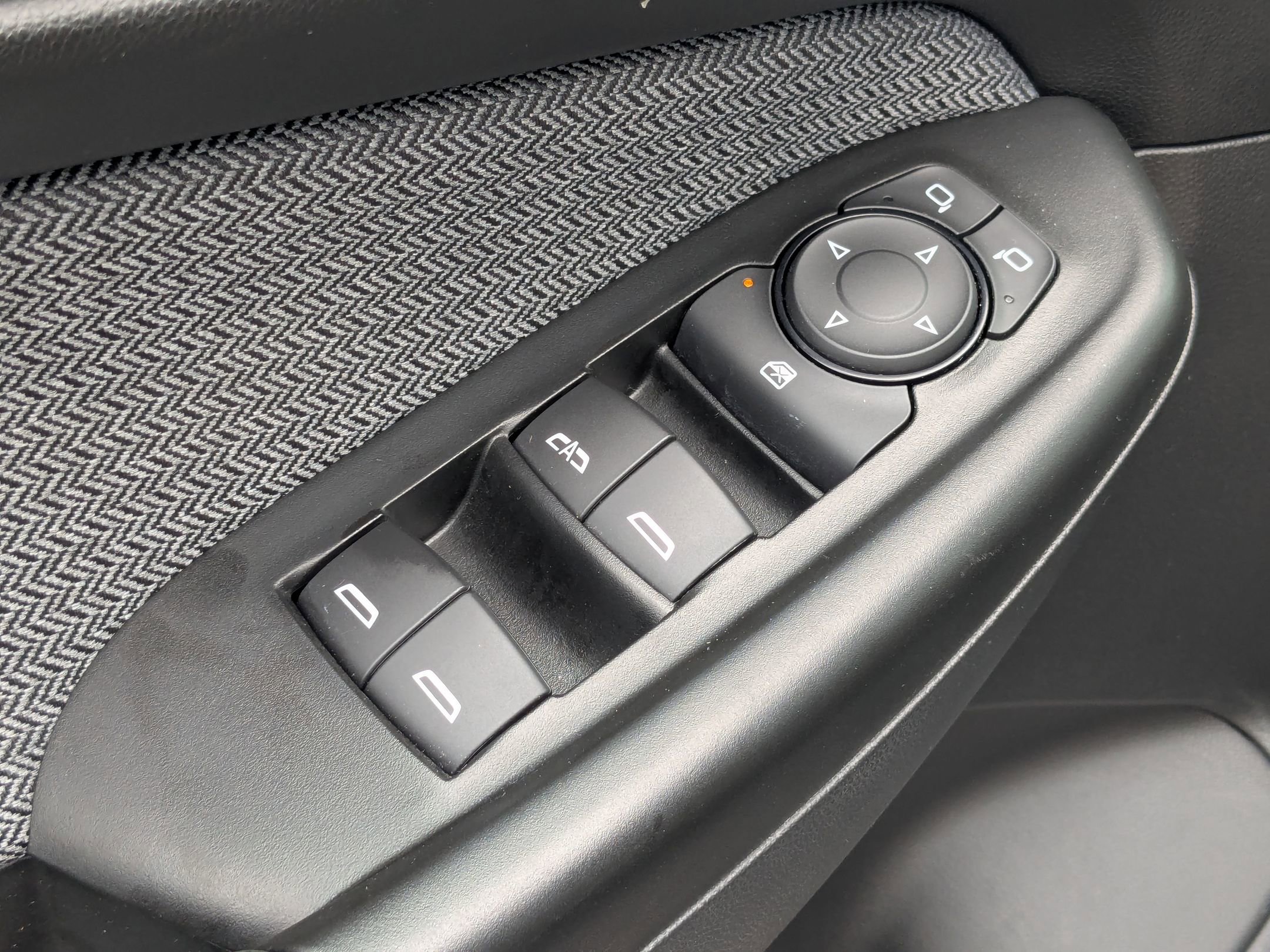 2024 Chevrolet Trailblazer LS photo 12