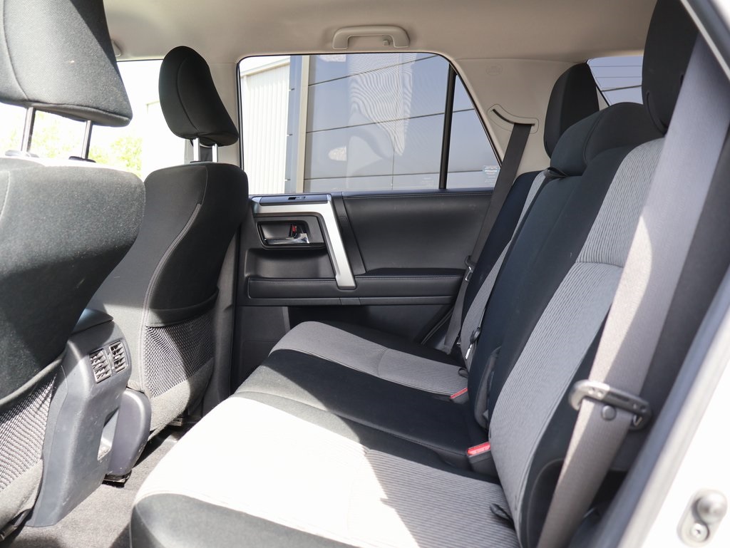 2024 Toyota 4Runner SR5 photo 17