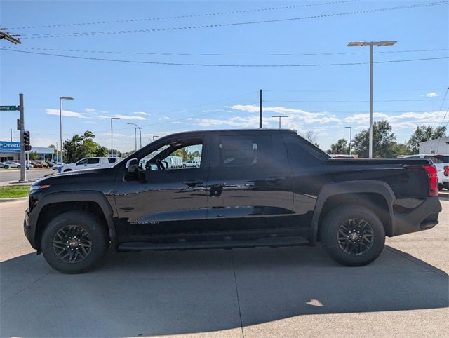 2024 Chevrolet Silverado EV Work Truck photo 2