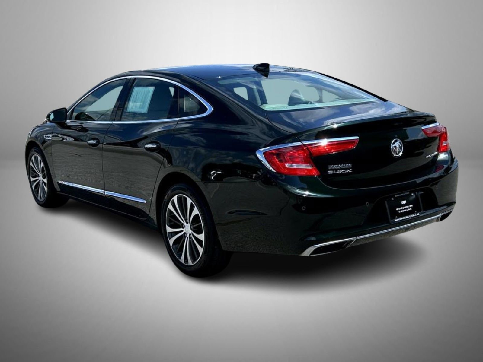 2017 Buick LaCrosse Preferred photo 7