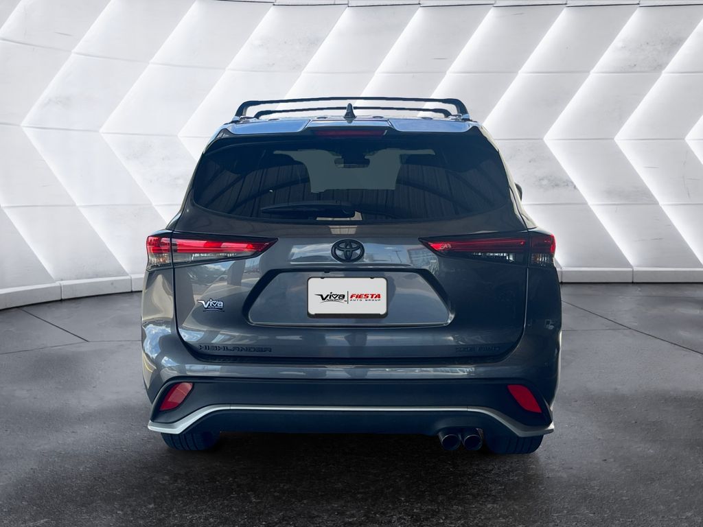 2023 Toyota Highlander XSE photo 5