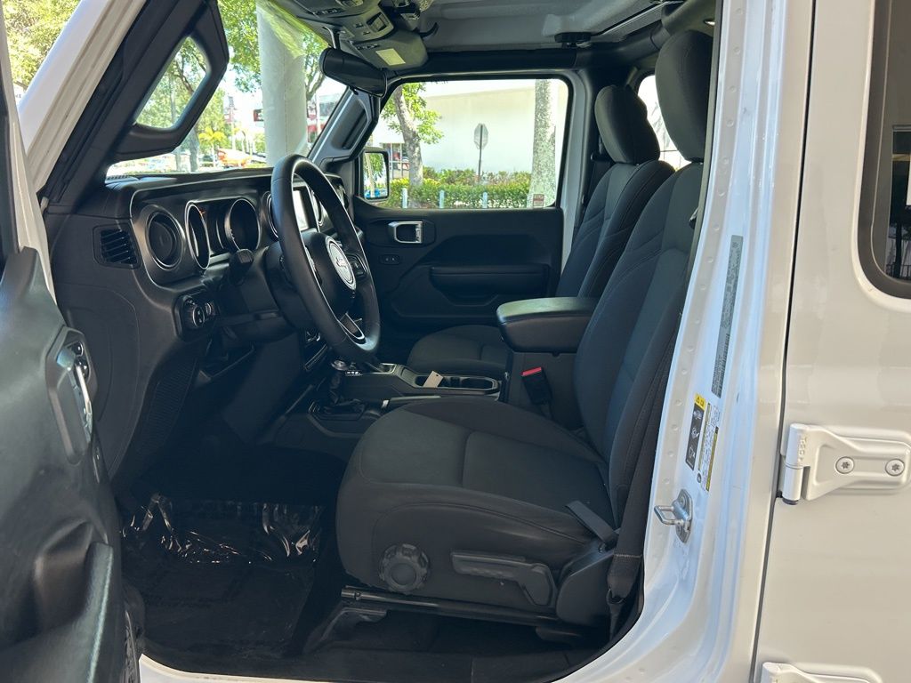 2023 Jeep Gladiator Sport S photo 4