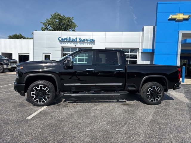 2025 Chevrolet Silverado 2500HD High Country photo 4