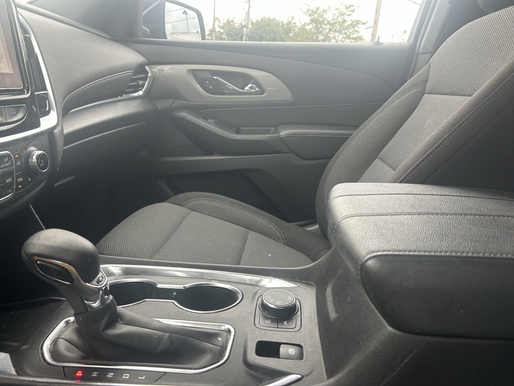 2022 Chevrolet Traverse photo 18