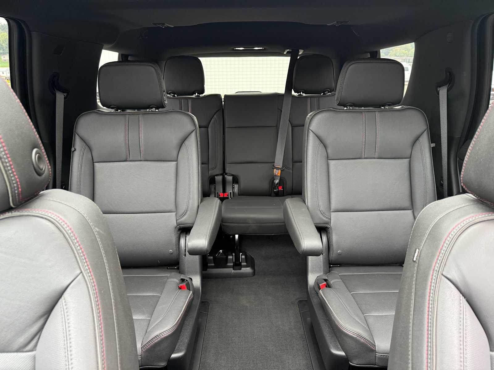 2022 Chevrolet Tahoe RST photo 19