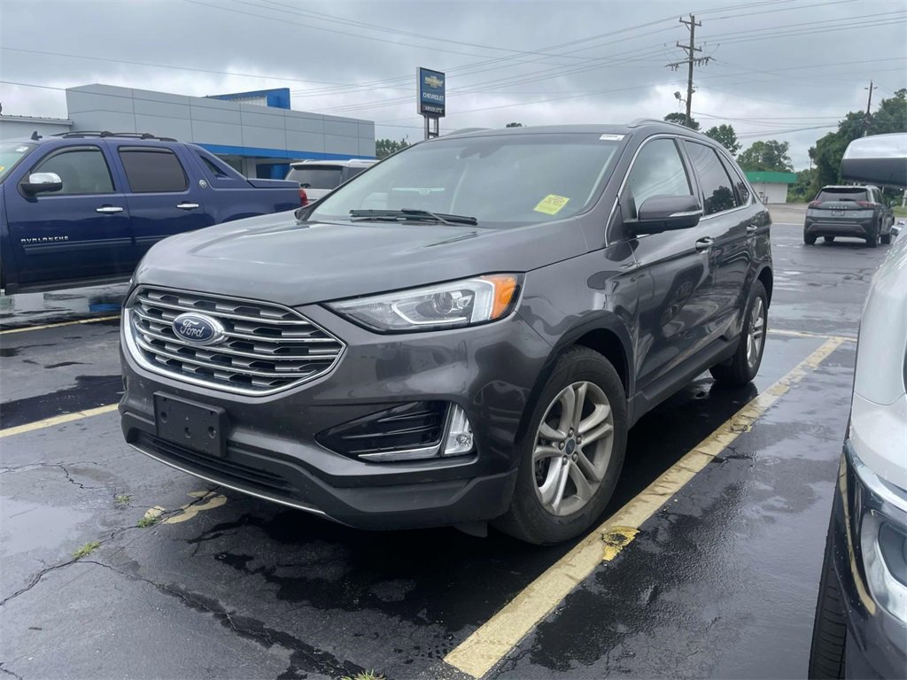 2019 Ford Edge SEL photo 5