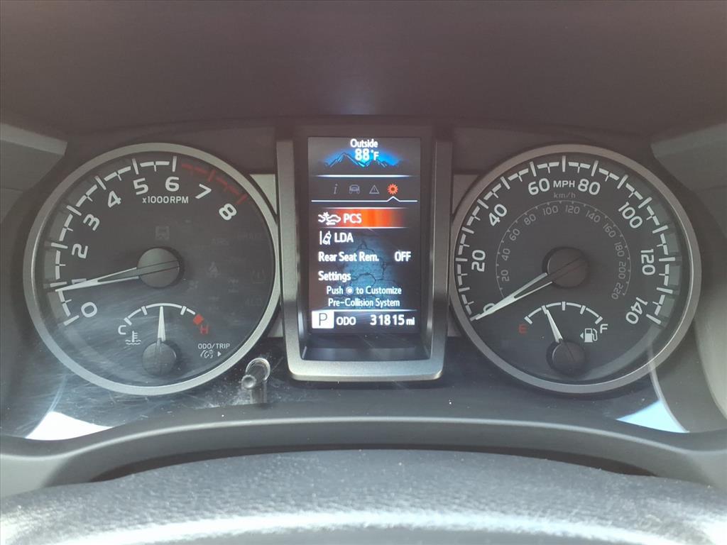 2023 Toyota Tacoma TRD photo 26
