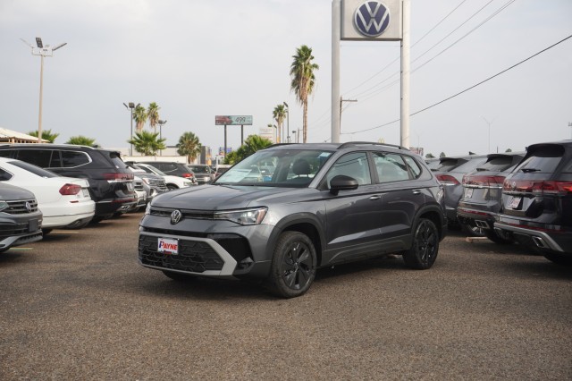 2026 Volkswagen Taos S's photo