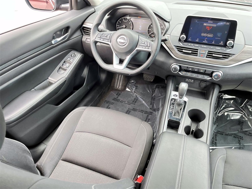 2025 Nissan Altima 2.5 SV photo 27