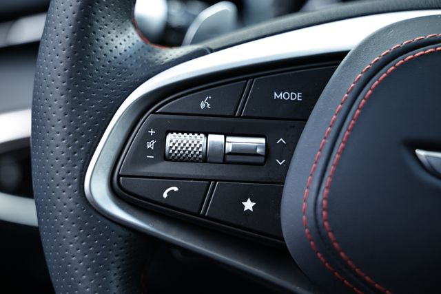 2023 Genesis GV70 2.5T Sport Prestige photo 34
