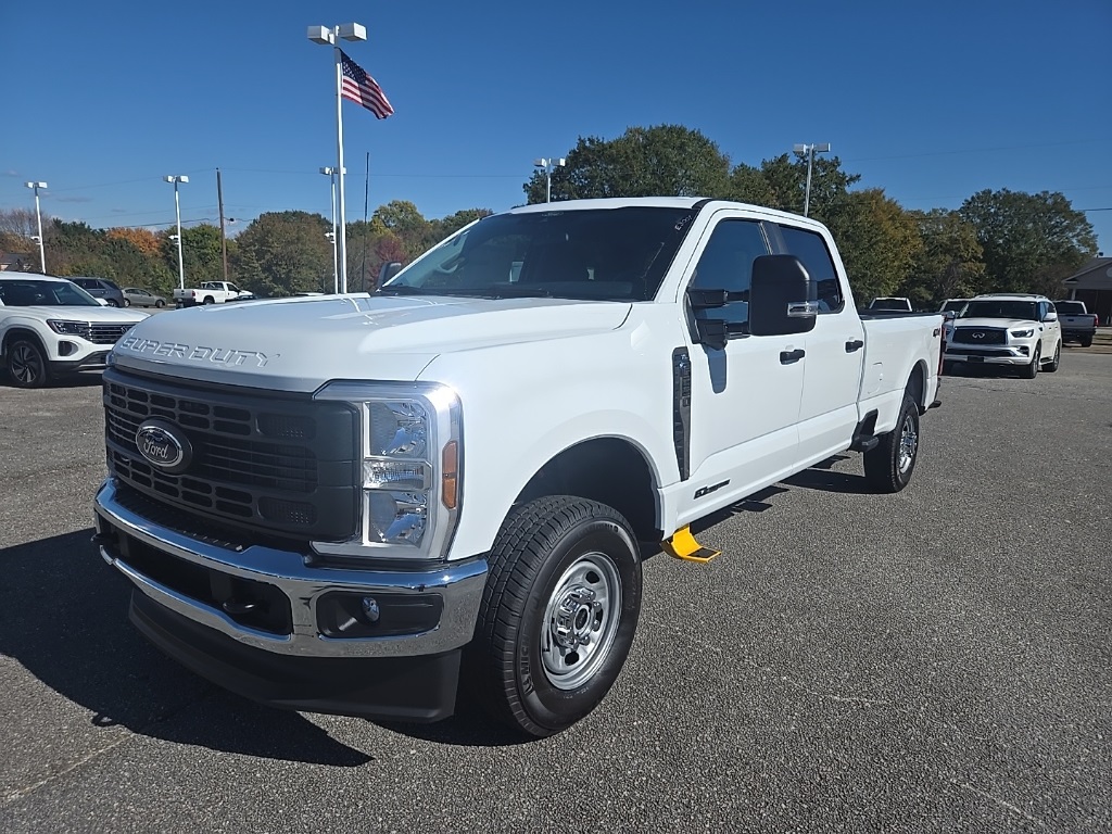 2026 Ford F-250 Super Duty XL's photo