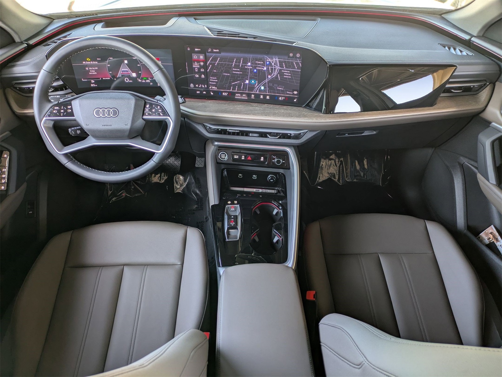 2025 Audi Q5 2.0T Premium Plus photo 4