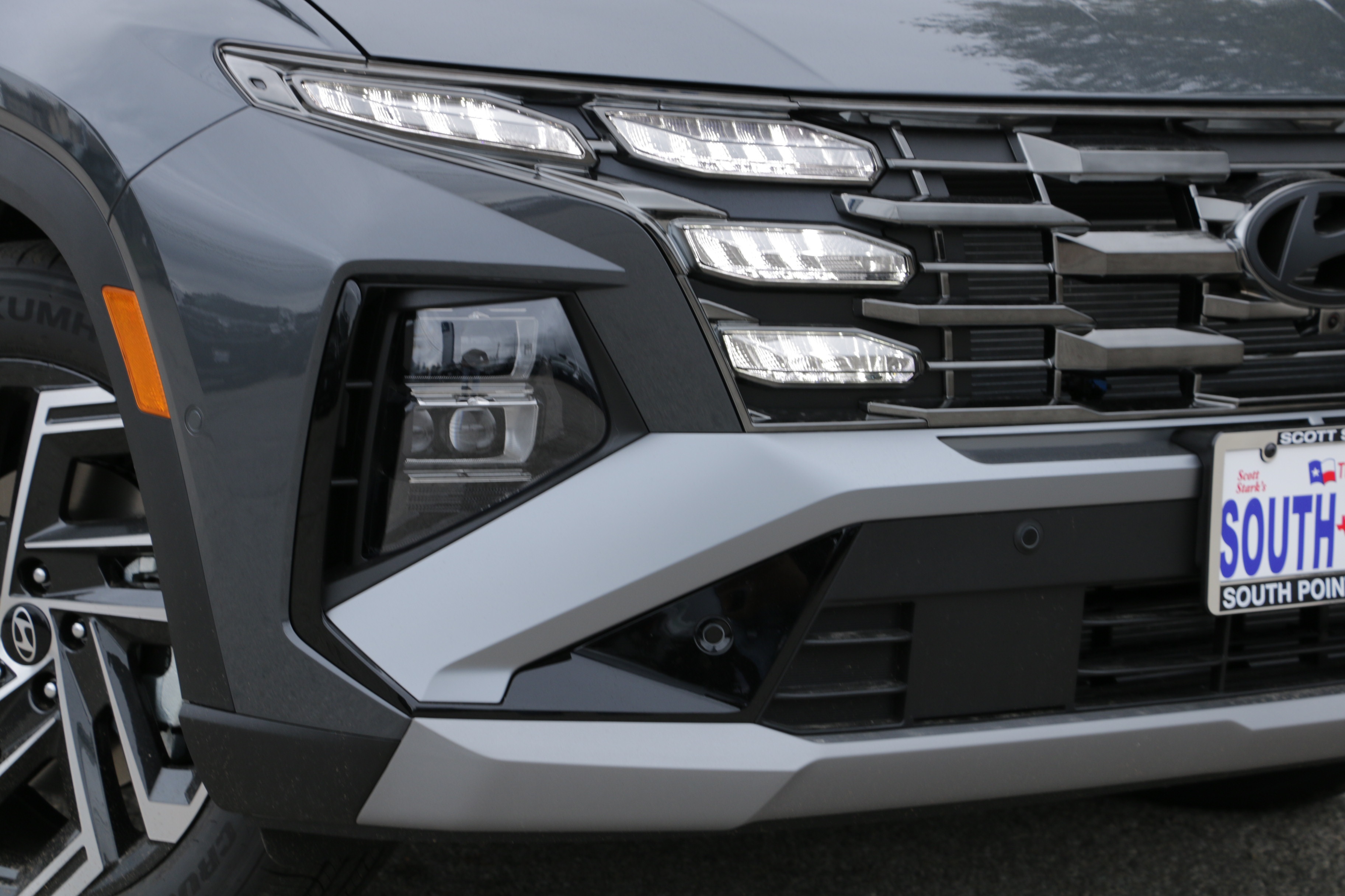 2026 Hyundai Tucson Limited photo 2