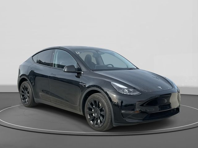 2023 Tesla Model Y Long Range's photo
