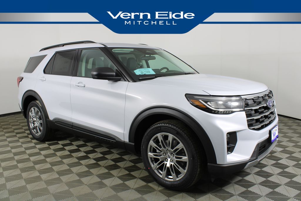 2026 Ford Explorer Active's photo