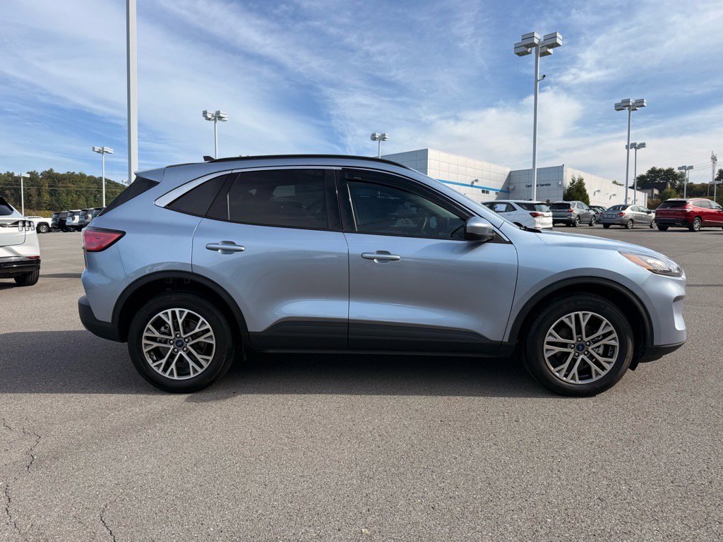 2022 Ford Escape SEL photo 4