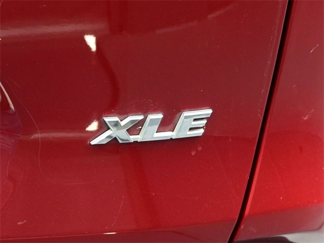 2021 Toyota RAV4 XLE Premium photo 20