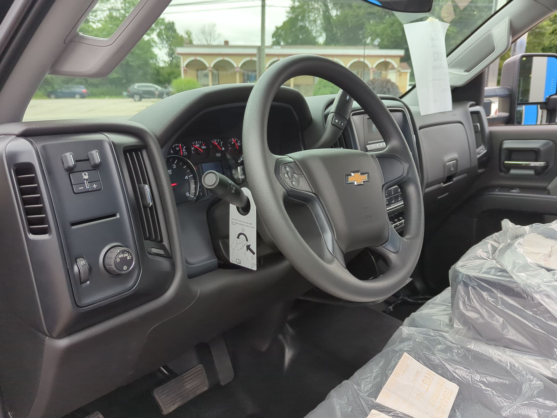2024 Chevrolet Silverado 5500HD Work Truck photo 16