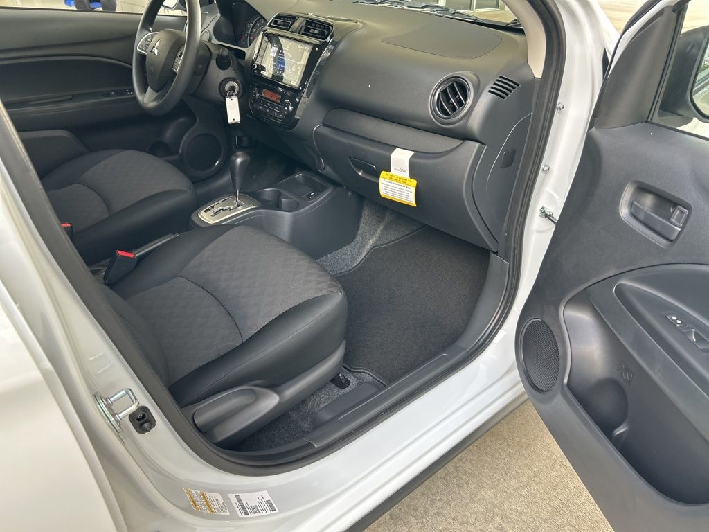 2024 Mitsubishi Mirage ES photo 20